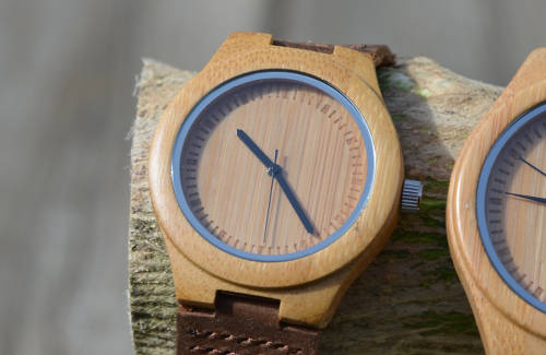 Elde Uhren aus Holz